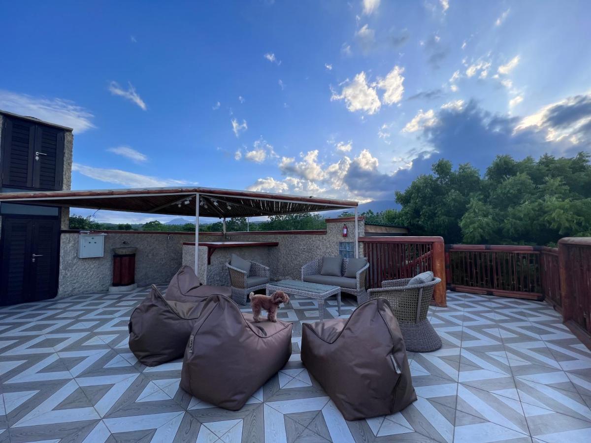 Lunar Dive Resort: Bamboo Villas Кубу Екстер'єр фото