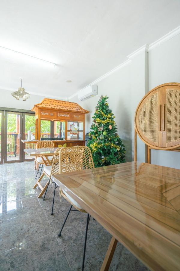 Lunar Dive Resort: Bamboo Villas Кубу Екстер'єр фото